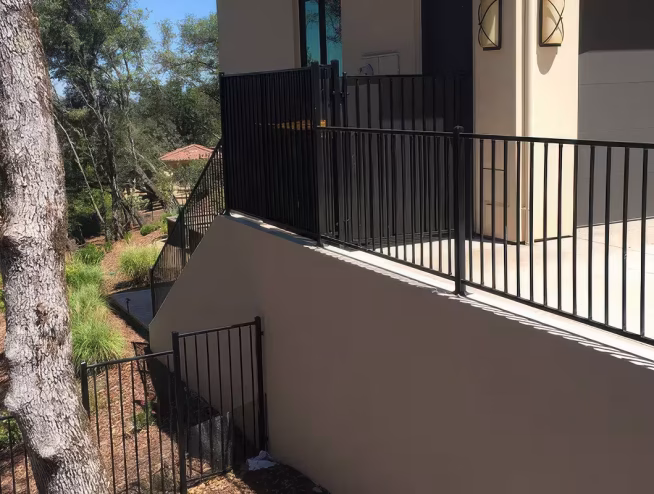Iron Fence Contractor