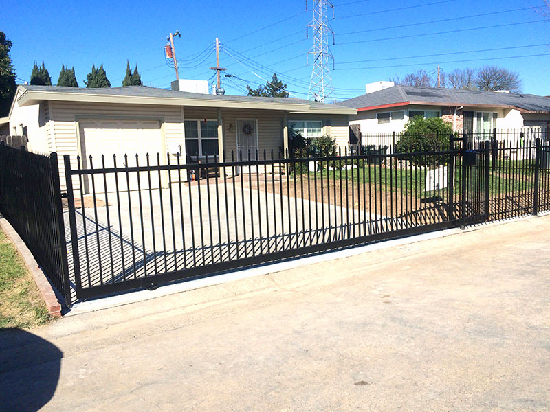 Iron Fence Gate Construction Iron fencing with gate for commercial applications
